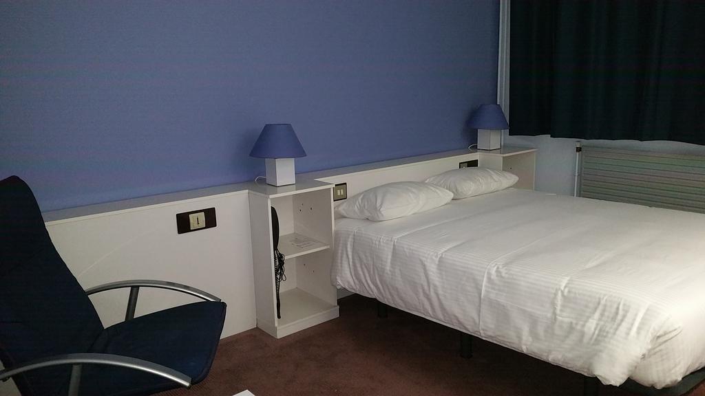 Promotel Saint-Jean-de-Braye Extérieur photo